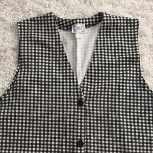 Vintage 1980’s 5 buttoned vest w/pockets size L/XL